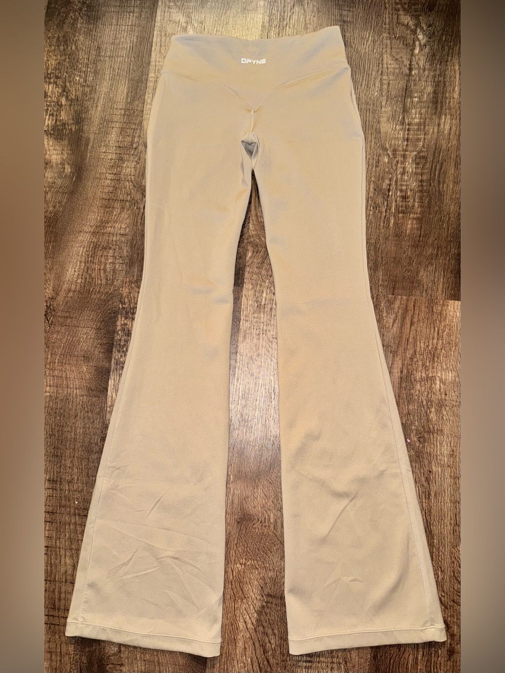 Dfyne Sculpt Flare Leggings in Taupe EUC - Picture 5 of 8